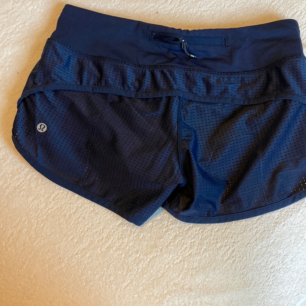Lululemon shorts, great contitions